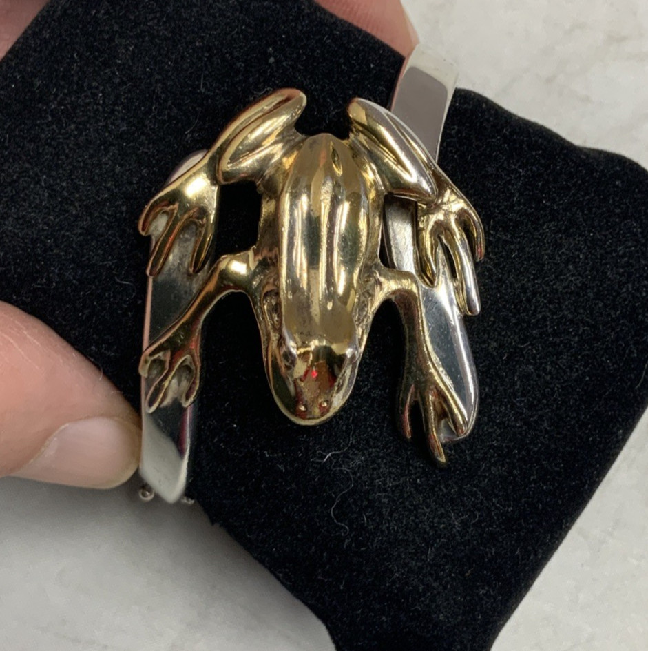 Sergio Bustamante Signed Frog Bangle Bracelet .92… - image 12