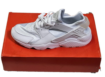 Nike Men's Air Huarache Triple White Low Sneakers All NEW 12.5