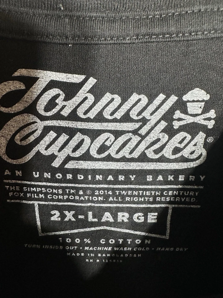 Camisa Johnny Cupcakes Para Hombres 2XL Negra Original Gráfica Camiseta Picazón y Arañazos Foto 4 de 4