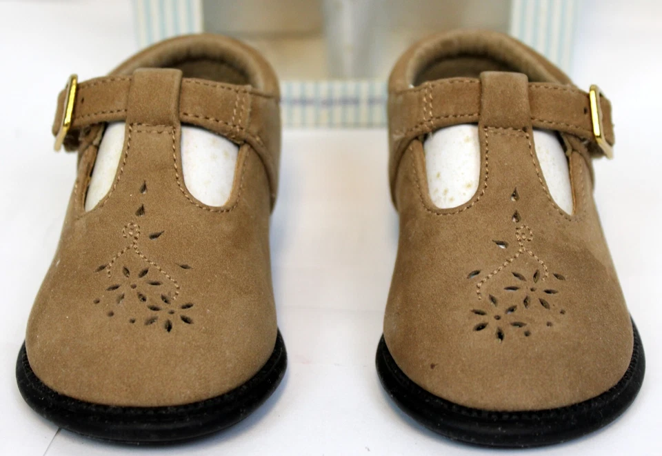 2001 OshKosh B'Gosh Baby First Walkers Zapatos talla 3.5 Correa de cuero oliva Floral Foto 2 de 4