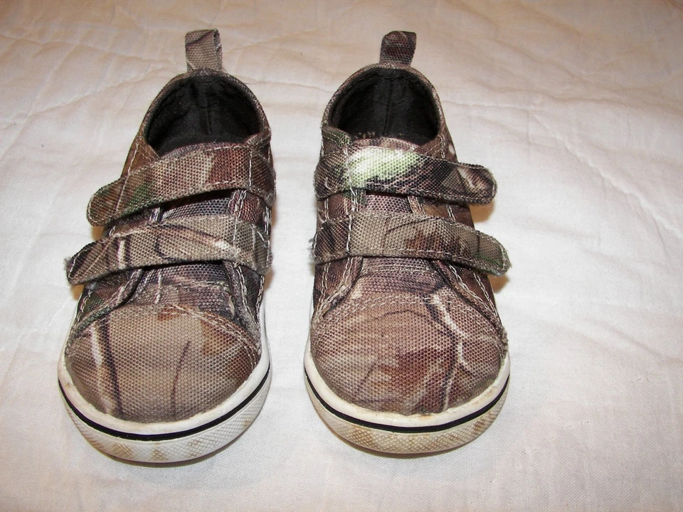 Zapatos camuflados Realtree para niños pequeños - talla 5 - 21 euros Foto 2 de 4