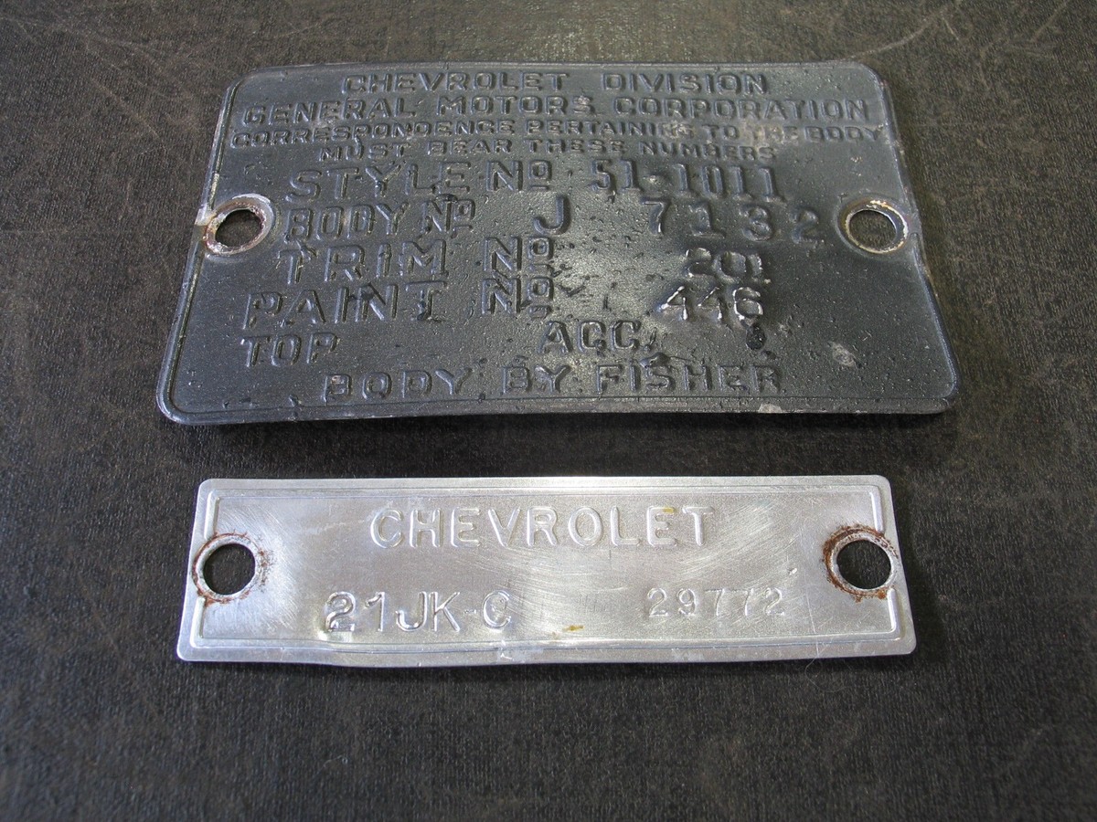 1951 51 CHEVROLET 2 DOOR STYLELINE DELUXE COWL DATA BODY TAG TRIM