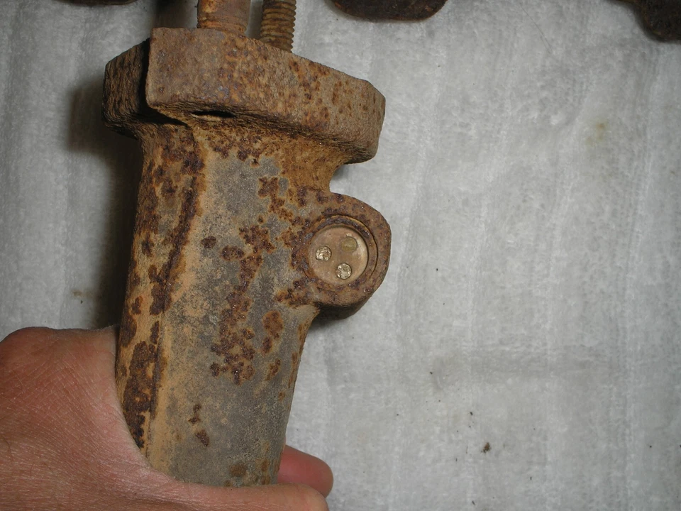 Colectores de escape Ford Mustang 260-289-302 1965-1970. Amortiguador armónico. Foto 4 de 4