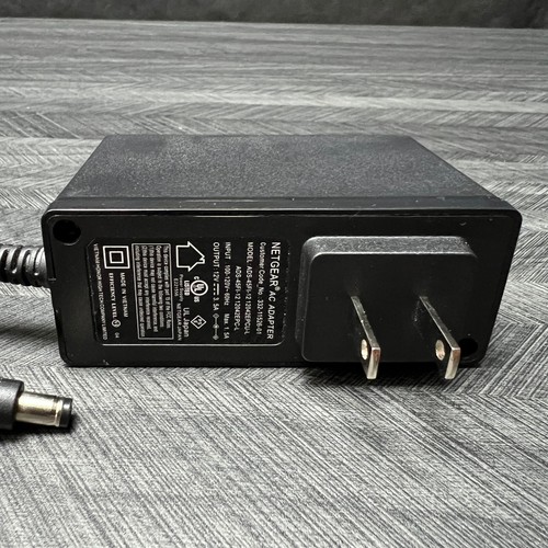 NETGEAR Nighthawk AC1900 C7000v2 Wi Fi Cable Modem Router W/ Power Cord - Picture 12 of 12