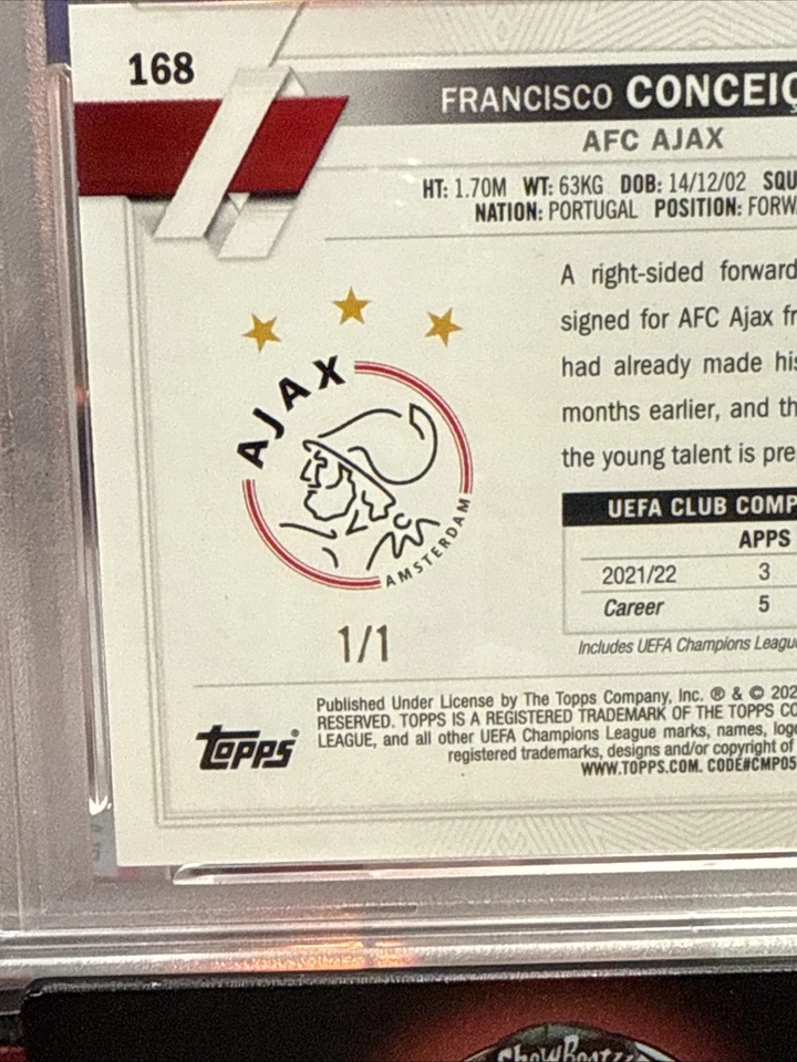 Фрактор фольги 22/23 Topps UEFACC 1-ое издание Francisco Conceicao 1/1 - Изображение 3 из 3