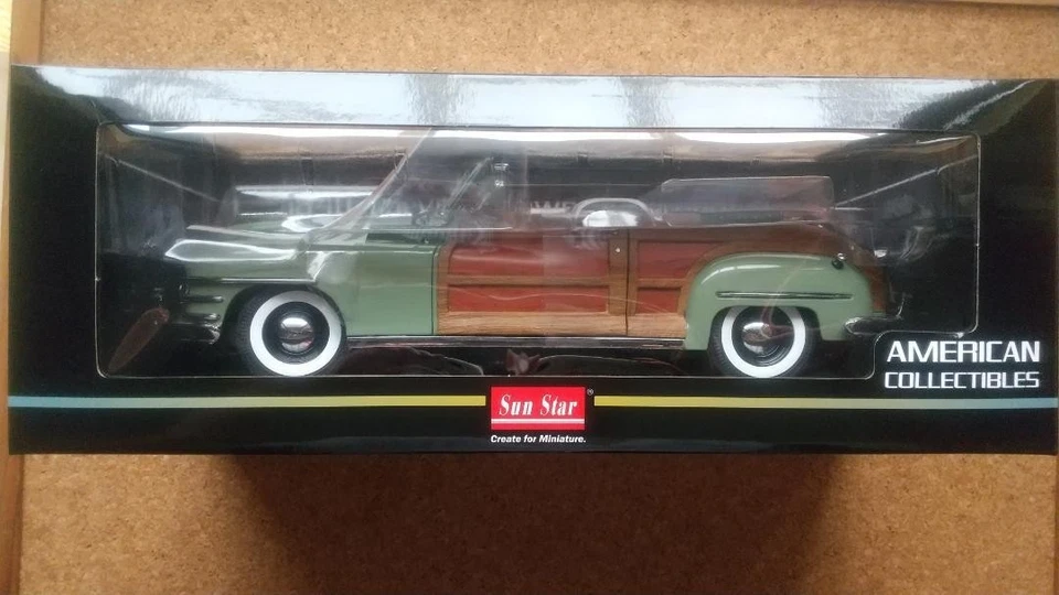 Sun Star 1/18 1948 Chrysler Town and Country Green Diecast Model Car Classic - Image 3 of 4