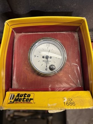 Auto meter 2-1/16'' CLOCK, 12 HOUR, OLD-TYME WHITE