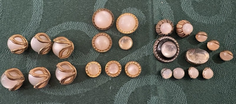 24 Lot MOONGLOW, OPALESCENT, Mirror Vintage Sewing Buttons