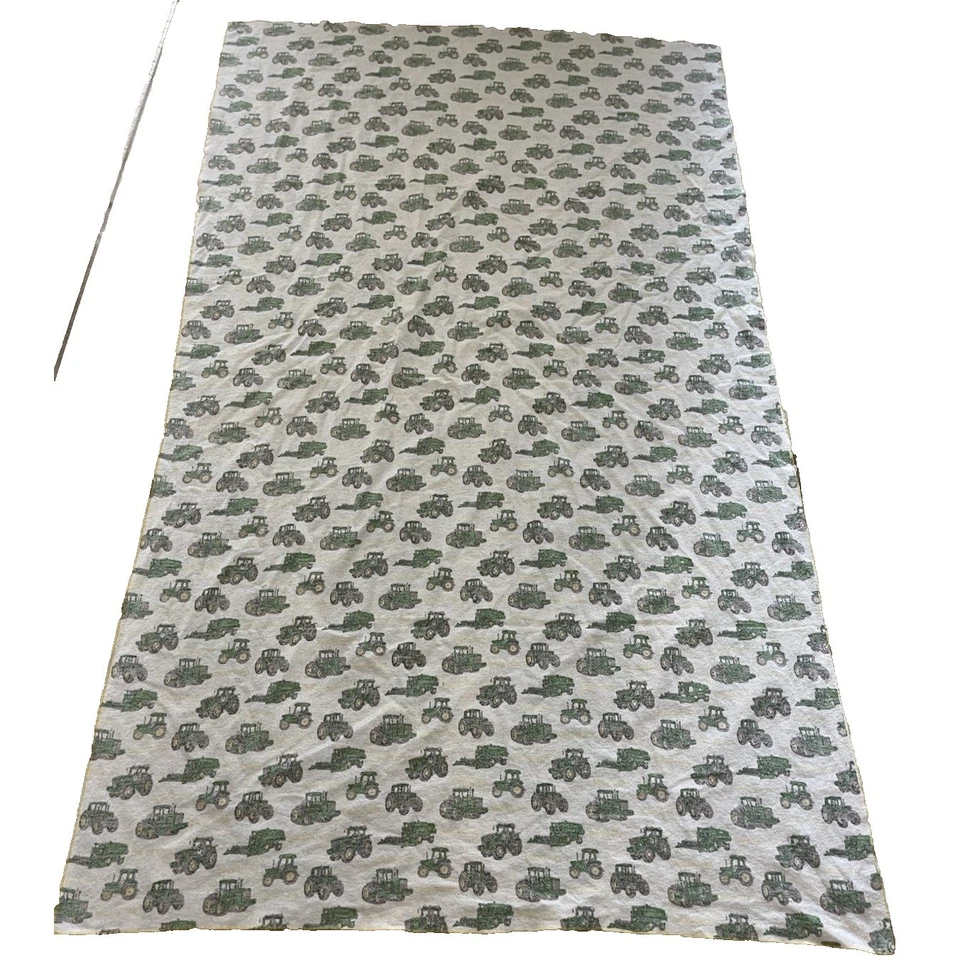 Manta de franela John Deere para niños pequeños hecha a mano amarilla bordes elevados tractor granja Foto 3 de 4
