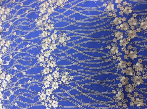 Hardy'sTextile 100% Poly Tulle /Mesh Fabric with Embroidered Flowers - Picture 2 of 5