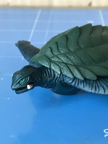 Bandai,HG,Gamera Part.3,"Gamera 1999 (Flying Gamera)",Mini Figure,Japan - Picture 9 of 11