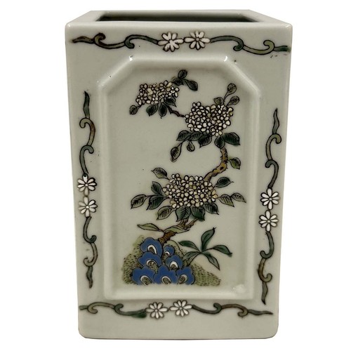Mid-20th Century Chinese Square Porcelain Vase, Pen Holder - Picture 4 of 6