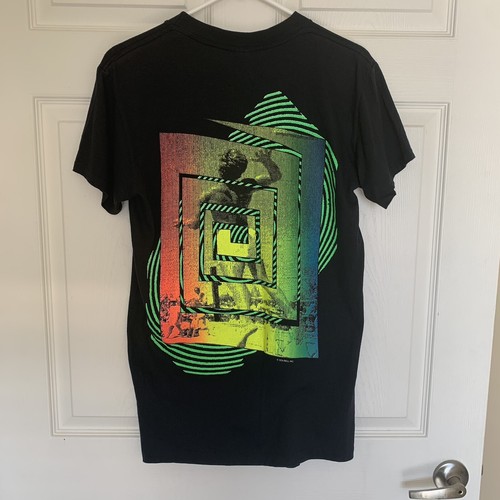 Vintage Surf Gear Volleyball Men’s Small Black Neon T Shirt 90s Single Stitch - 第 6/12 張圖片
