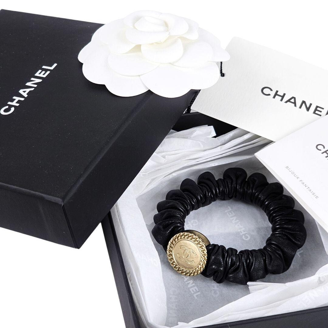 Chanel scrunchie hair accessorie Chanel CHANEL scrunchie hair accessory blue series 100% silk  main image 4