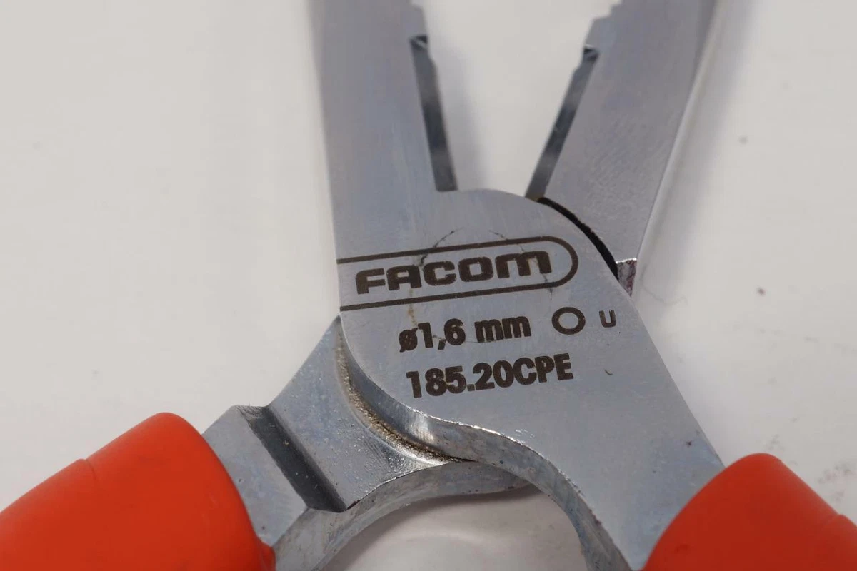 New FACOM France Long Needle Nose Pliers with Side Cutters Ergo