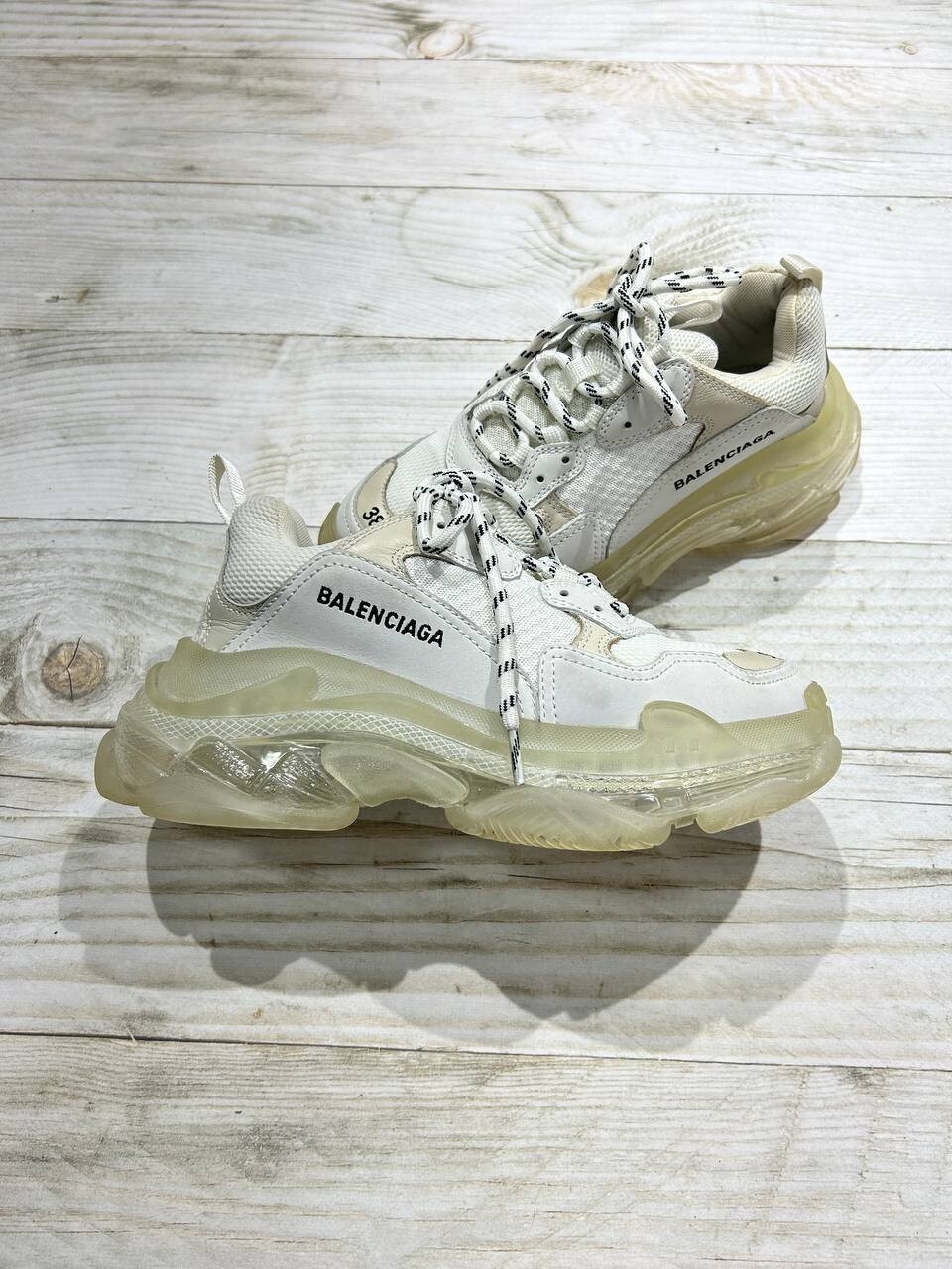 balenciaga sneakers triple s white