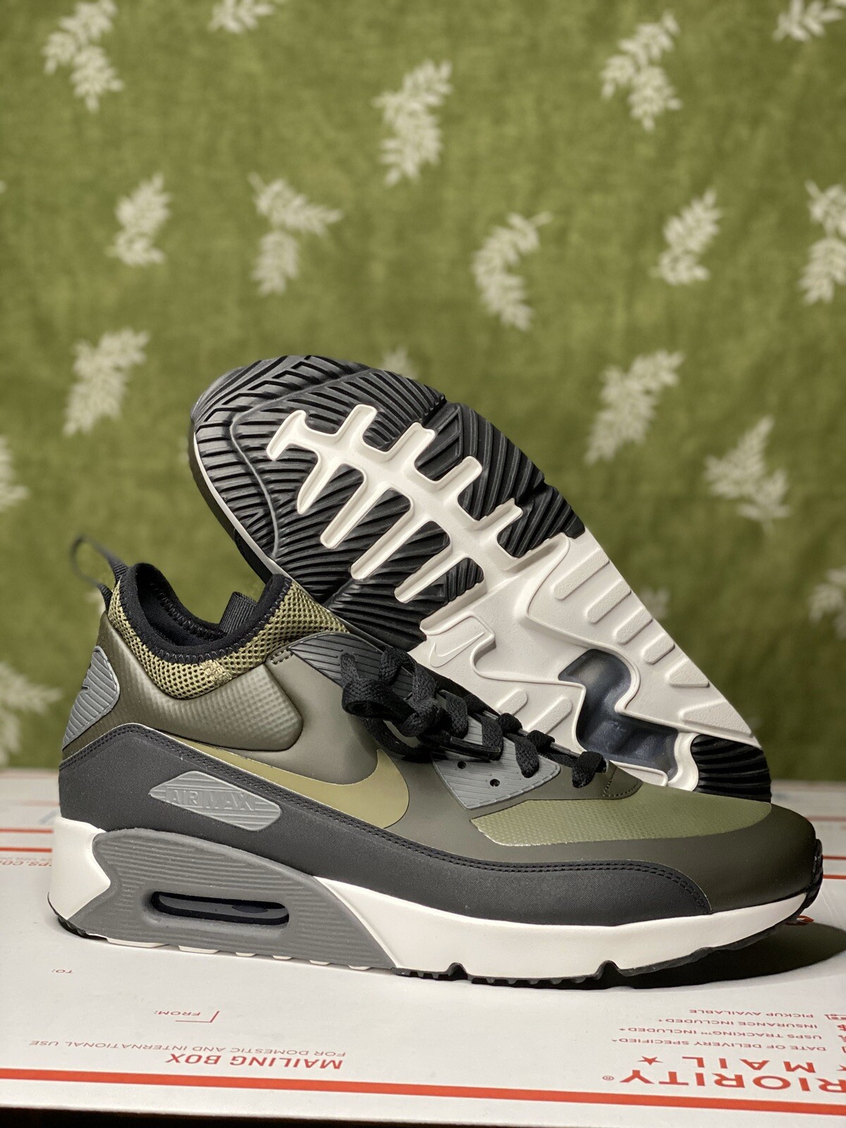 nike ultra mid winter