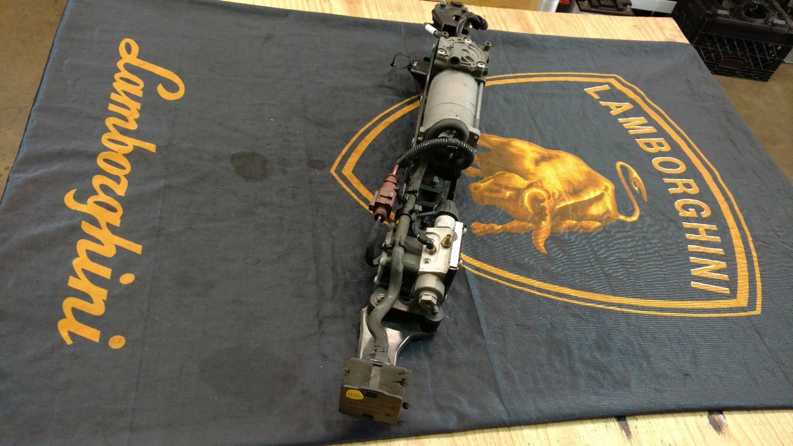 LAMBORGHINI HURACAN LP610 AIR COMPRESSOR PUMP LIFTING SYSTEM COMPRESSOR UNIT OEM