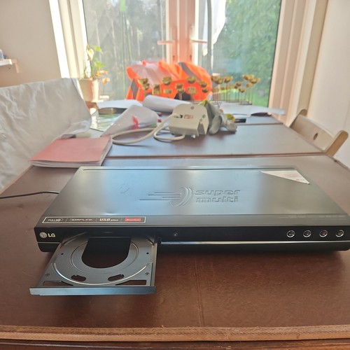 LG DRT389H Full HD Freeview DVD Digital Recorder *NO REMOTE* - Picture 5 of 13