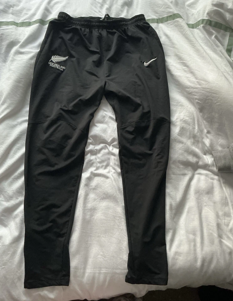 New Zealand Football Nike Dri-FIT Men’s Black Track Pants XL staff issue - Image 1 of 3