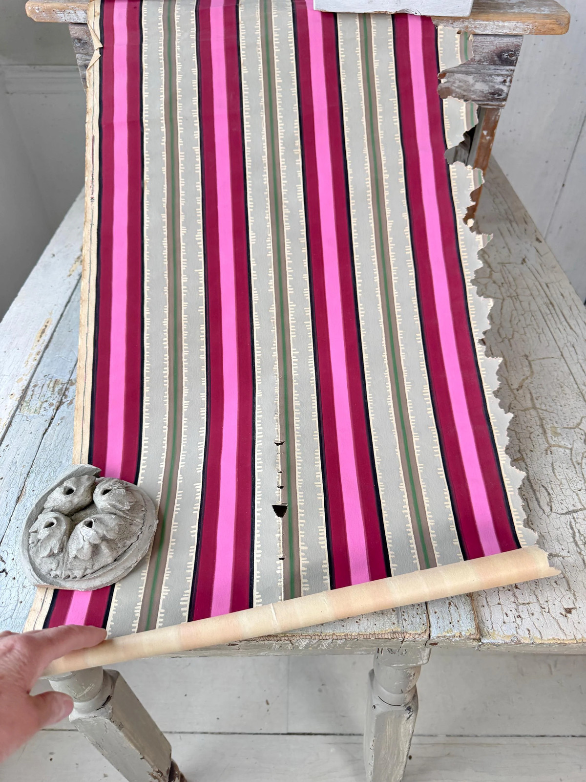 1920 1.2yds Vintage Pink Striped Wallpaper Roll Gray Cream Stripe Farmhouse Cha
