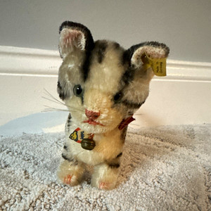 Steiff Tabby Cat Mini Plush Button in Ear Bell Ear Tag 1976 MPN 1316.0