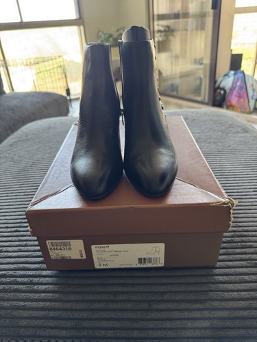 Coach Hicory Black Leather Ankle Bootie, Zip Closure, Round Toe, 9B