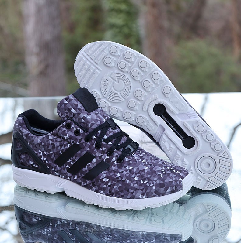 Adidas Zx Flux Monochrome Prism 2014 Men's Size 10 Multicolor