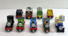 Thomas The Tank Train  Friends Metal Magnetic Train Lot Of 9