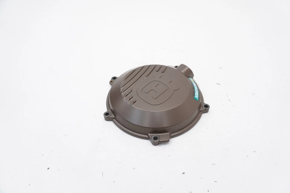 Cubierta de embrague Husqvarna FC450 OEM cubierta de motor FC450 FX450 2016-2022 FC FX #2 M64 Foto 3 de 4