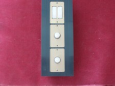 1 Double Allumage et deux poussoirs avec habillage Railux noir &Blanc Chambord 