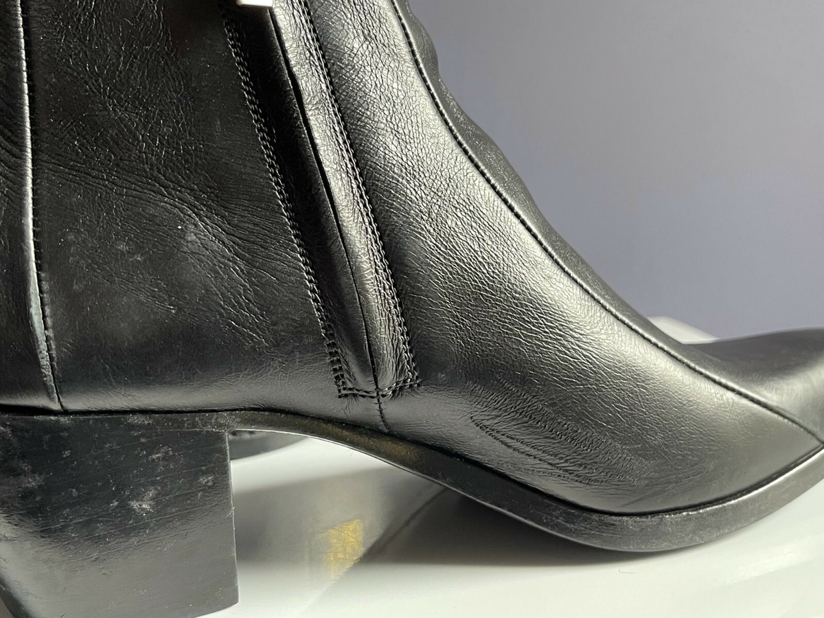 靴 SAINT LAURENT FINN BOOTS SAINT LAURENT Black Leather FINN 60 Aged Ankle Boots EU 37