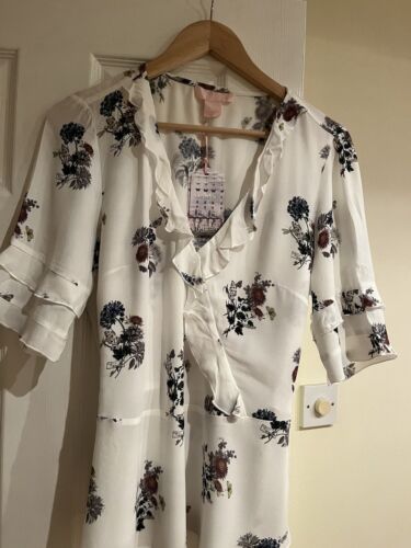 Oasis Floral Frill Neck Blouse 14 NWT RRP£36