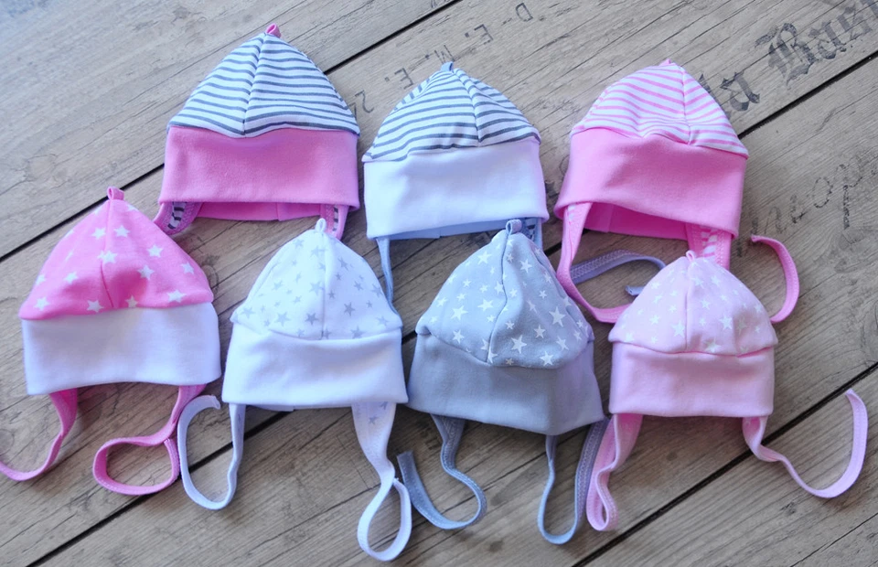 LA BORTINI Mütze Erstlingsmütze zum binden Mützechen Haube Häubchen 32-45cm mit Ohrenschutz