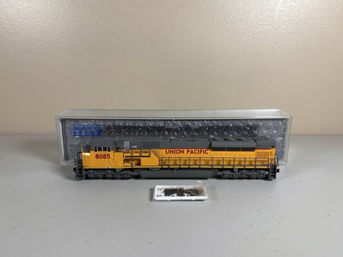 Spur N Kato DCC Ready Union Pacific SD90/43MAC #8085 Brandneu | Zustand: New