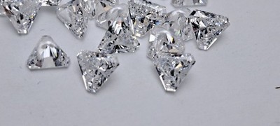 30 pieces 7mm Triangle Trillion Cut CZ Cubic Zirconia Loose Stones