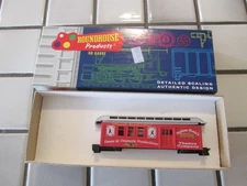 roundhouse THEATRE COMPANY old time passenger car HO scale