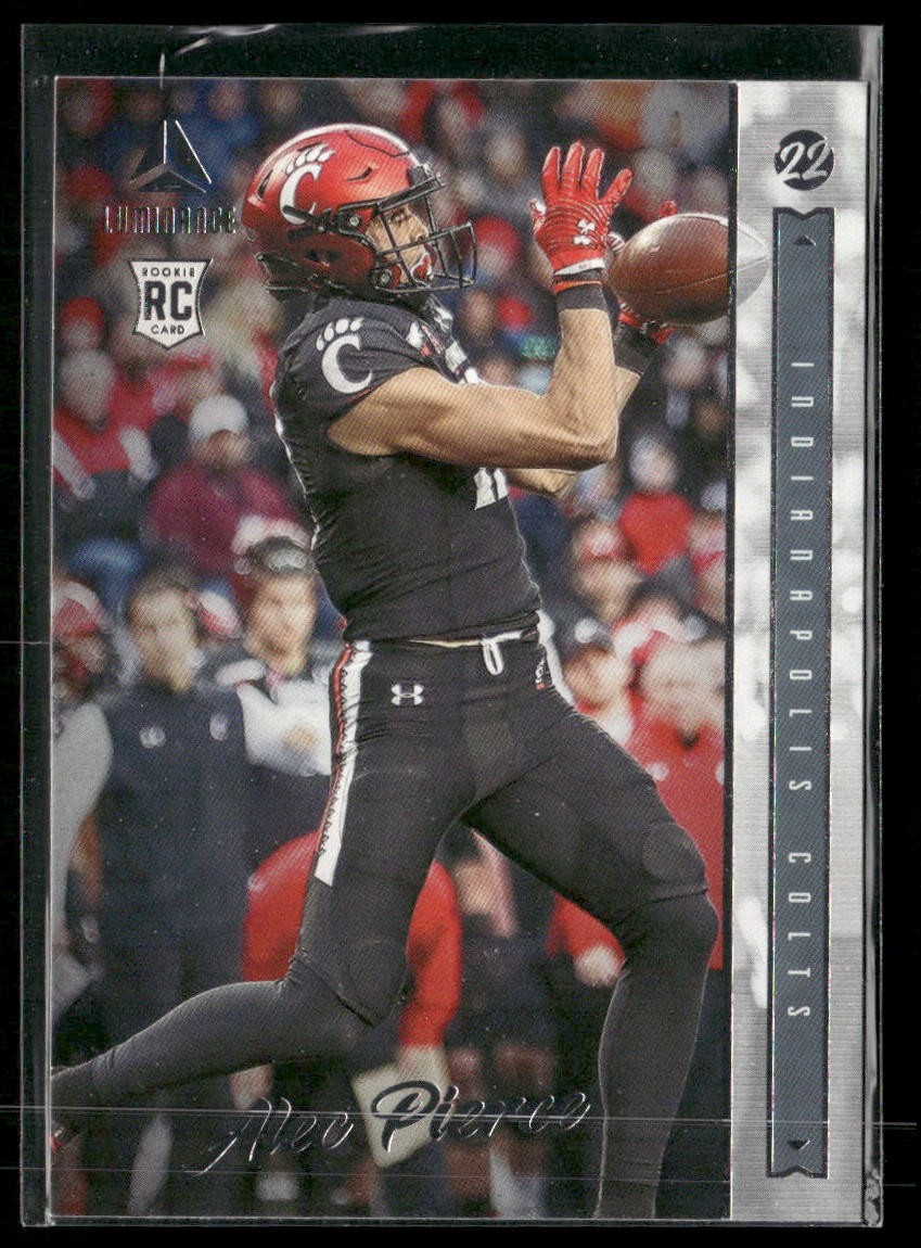 2022 Panini Luminance #124 Alec Pierce
