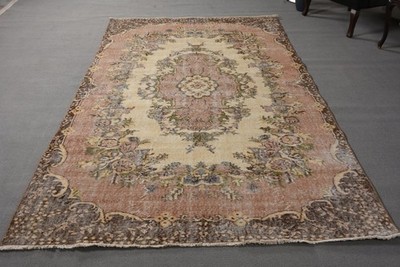 5,5x9,3 ft Vintage Rug, Brown Floral Turkish Rug Wool