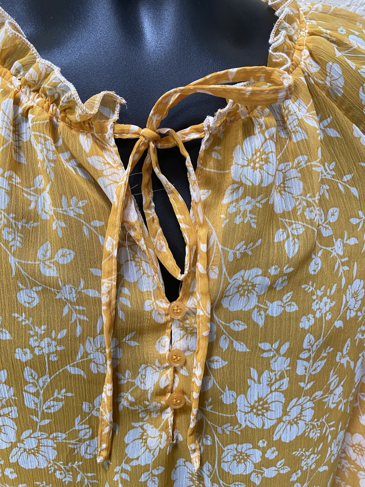 Universal Thread Yellow Flower Print Peasant Top … - image 3