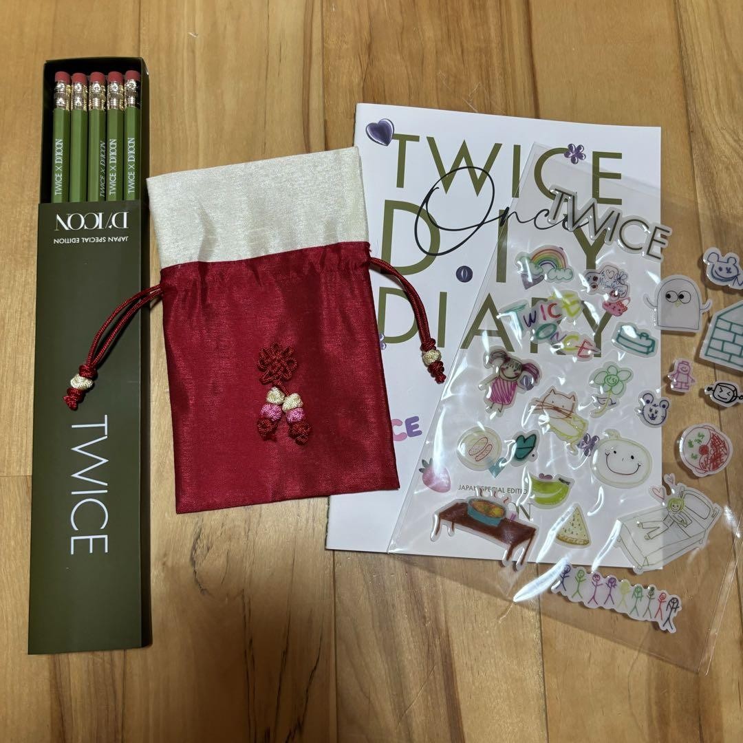 その他 TWICE DICON JAPANSPECIAL VOLUME7 Dicon vol.7 TWICE写真集『YOU ONLY LIVE ONCE』JAPAN SPECIAL