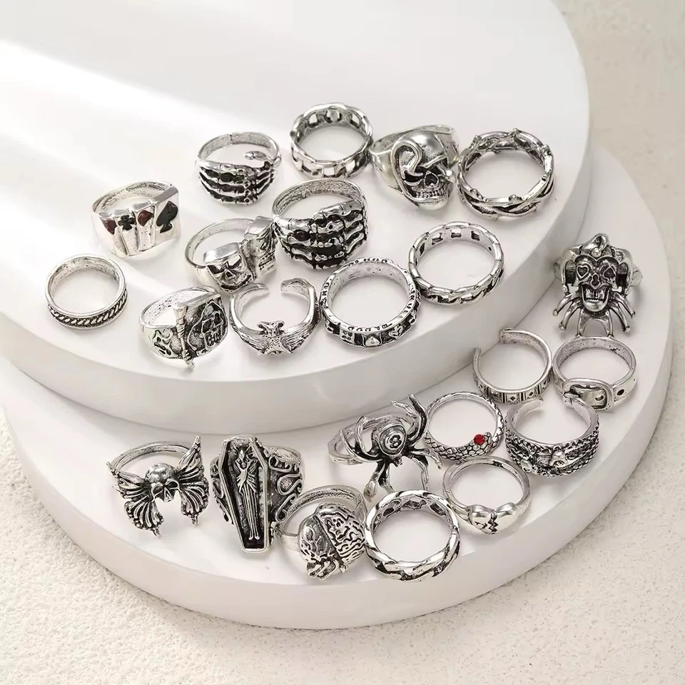 Lote a granel de 23 anillos de acero inoxidable para hombres y mujeres anillos de moda gótica al por mayor Foto 4 de 4