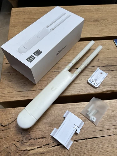 Ubiquiti Networks UniFi AC Mesh WLAN Access Point  (UAP-AC-M)