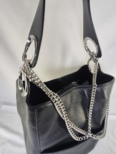 Pinko Borsa a secchiello in pelle nera hobo borsa tote tracolla a catena