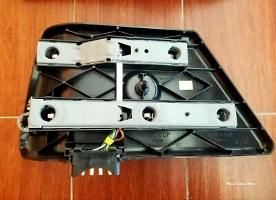 専用です☺︎ MERCEDES W124 Pair Tail Light Lamp Bulb Support | 300E 300CE