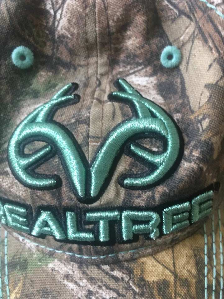 Realtree Men's Adjustable Strapback Cap Hat Green Camouflage - Image 3 of 4