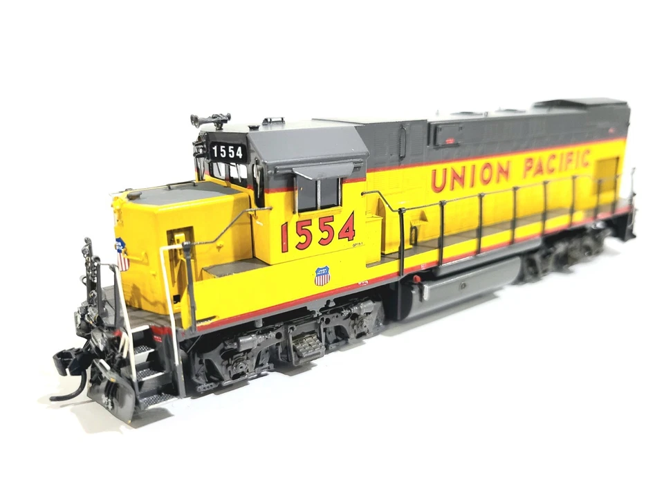 Overland OMI UP EMD GP15-1 Union Pacific #1554 HO Brass Model #6746.1 - Image 2 of 4