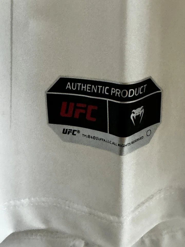 Camiseta deportiva UFC Venum Authentic Fight Night para mujer - blanca talla XXL NUEVA CON ETIQUETA Foto 4 de 4