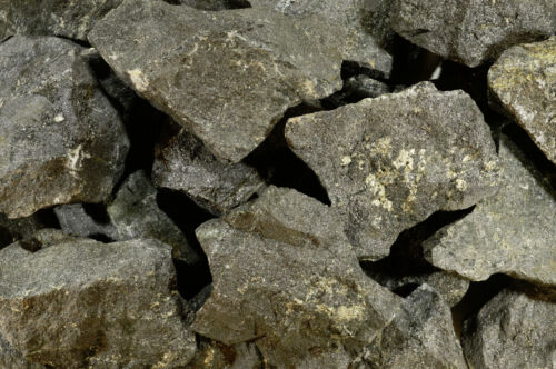 MAGNETITE PYRITE 3 1/2" 13-16 Oz Healers Gold Raw Rock Mineral Healing Crystal - Picture 2 of 3