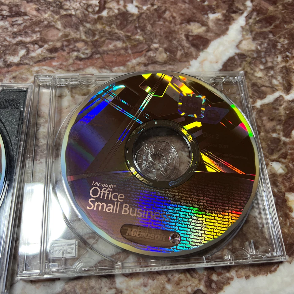 Microsoft Office Small Business 2007 - Genuine - Image 2 of 4